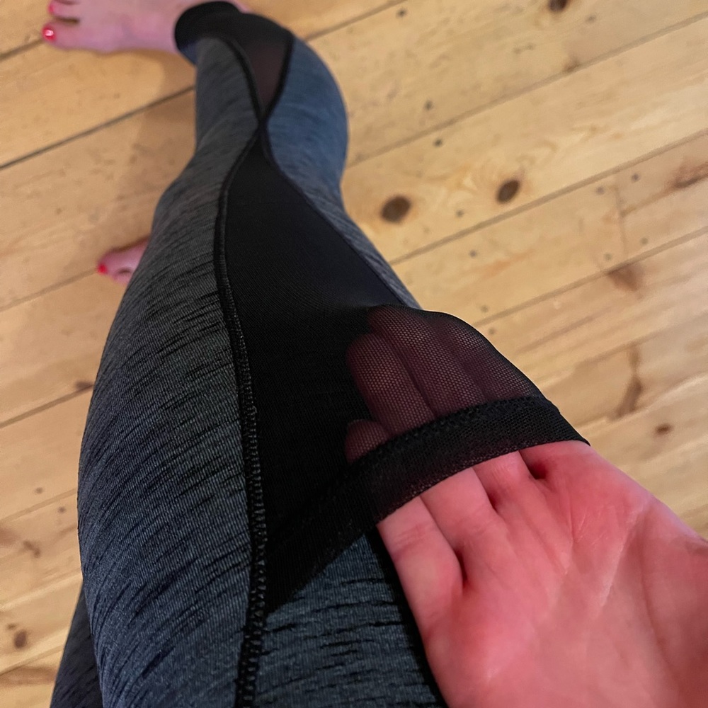 Mesh panel legging - Picture 9 of 9
